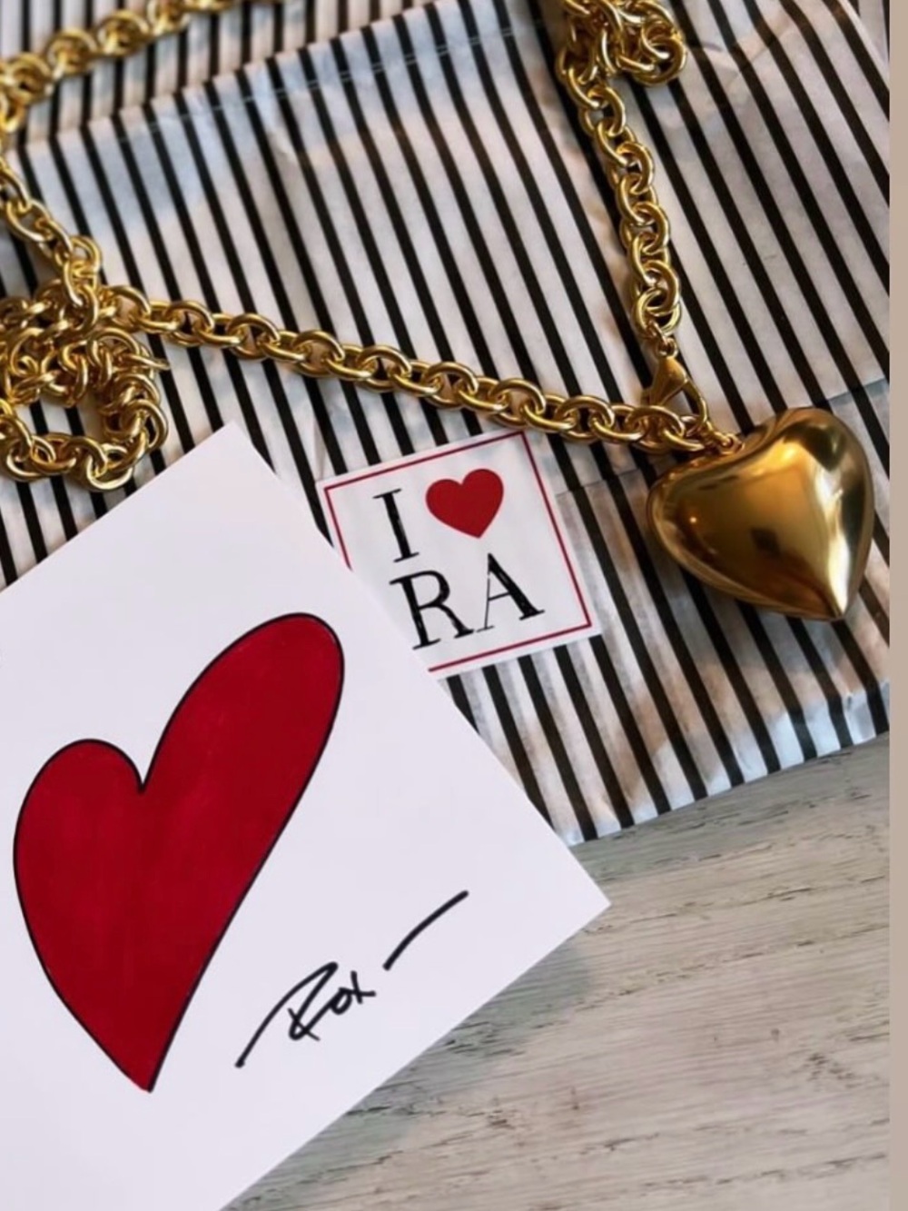 Roxanne Assoulin Authentic The Puffy Heart Necklace in Gold. NEW - Picture 4 of 16